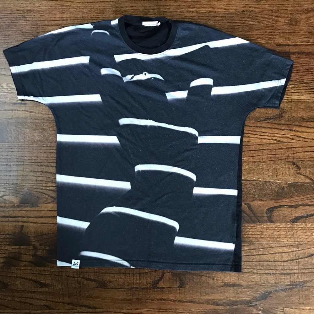 Vintage Akomplice ‘Blinds’ cut&sewn t shirt Sz L